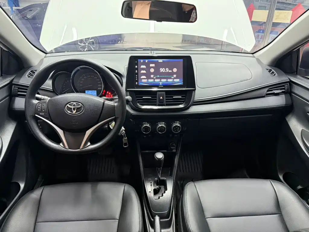 TOYOTA VIOS