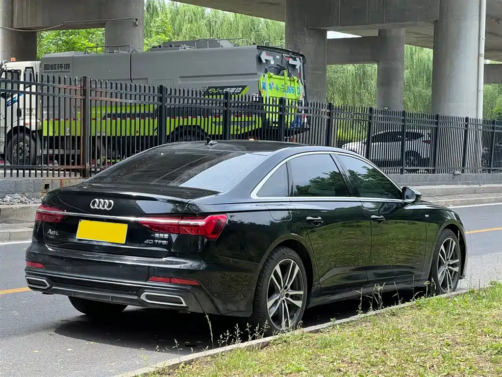 Audi A6L 2022 40 TFSI Luxury