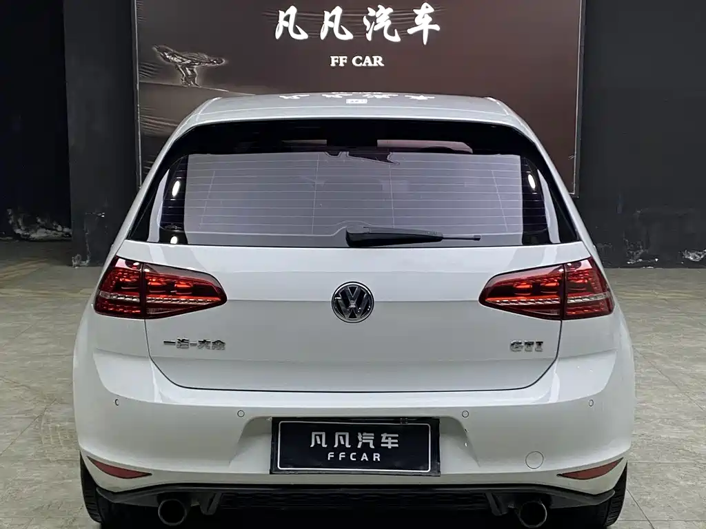Volkswagen Golf GTI — миниатюра 9