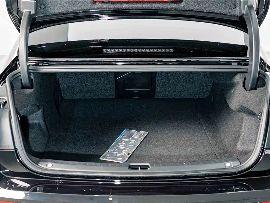 Volvo S90 — миниатюра 24
