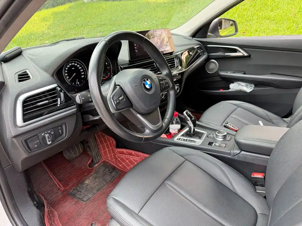 BMW 1 Series - фото 7