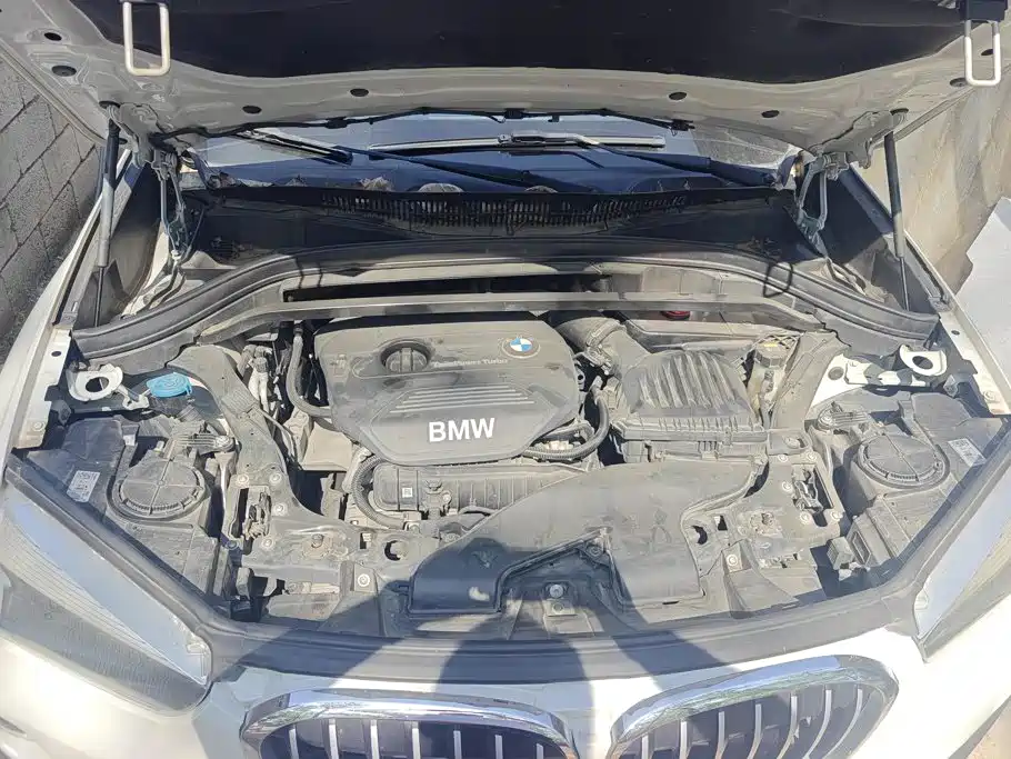 BMW X1 — миниатюра 10