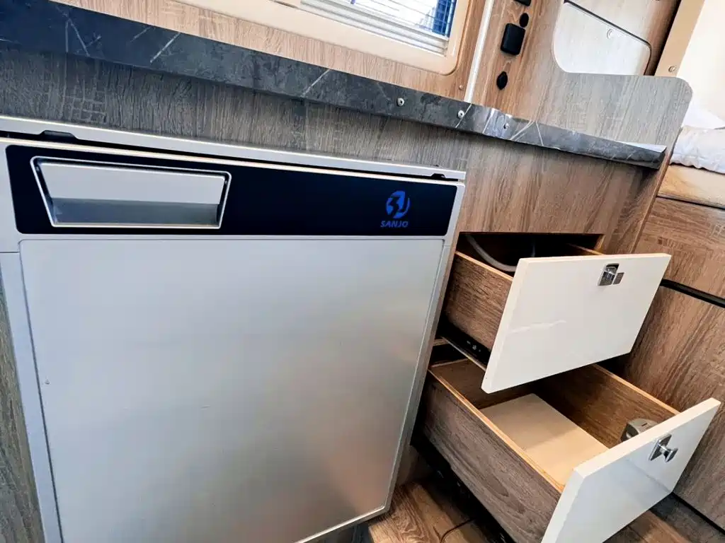 IVECO Ousheng — миниатюра 14
