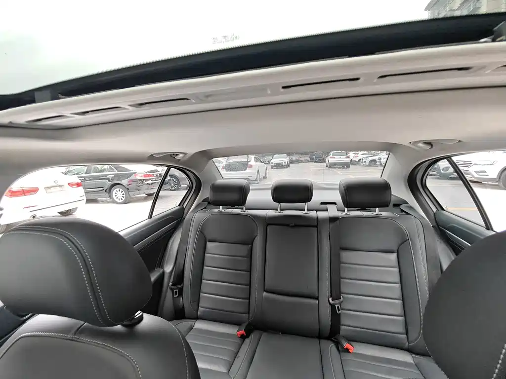 Volkswagen Lavida — миниатюра 15