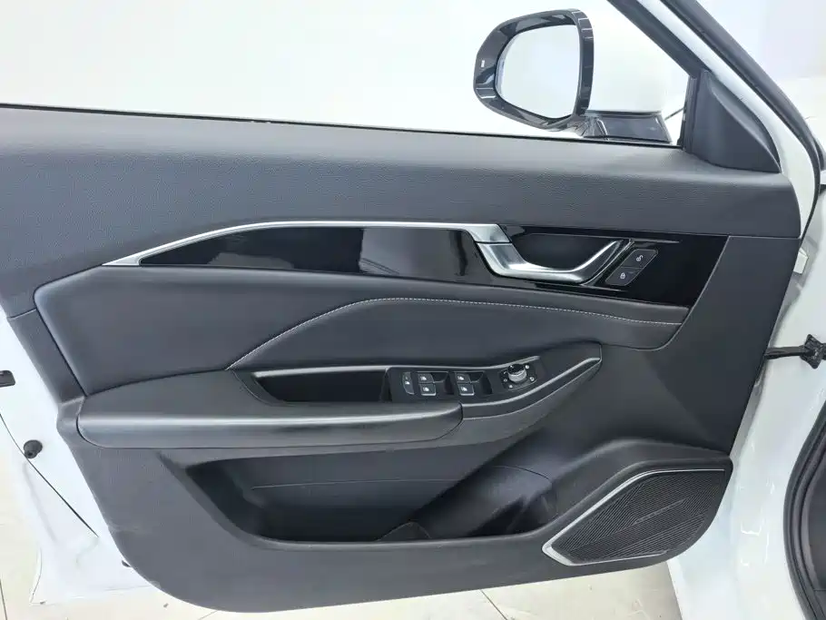 Bestune B70 — миниатюра 7