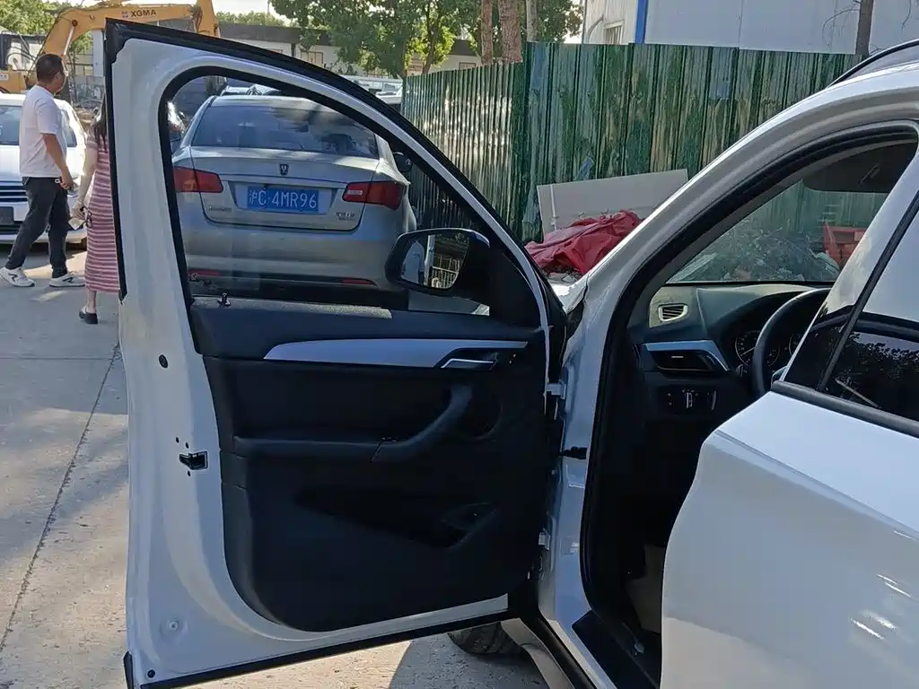 BMW X1 — миниатюра 8