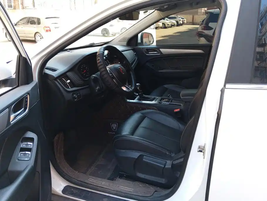 Roewe RX5 — миниатюра 9