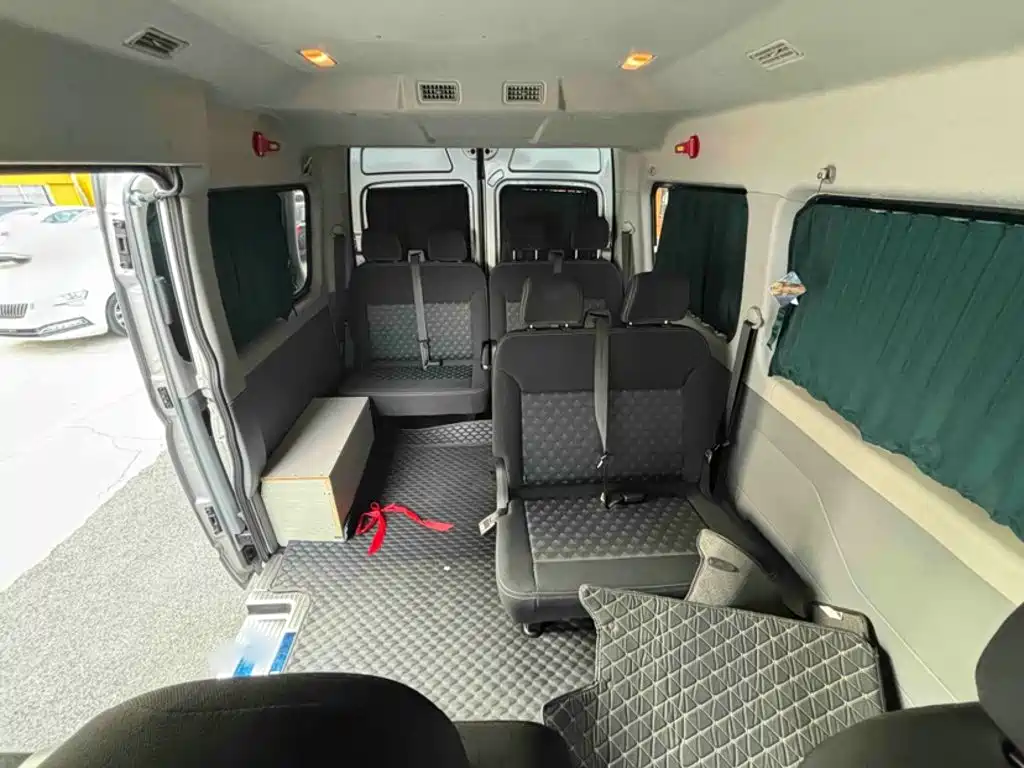 MAXUS V80 — миниатюра 22