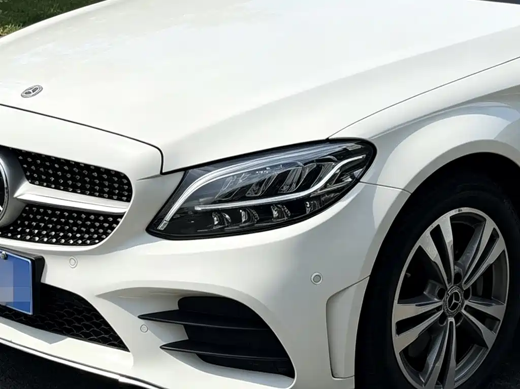 Mercedes-Benz C-Class — миниатюра 4
