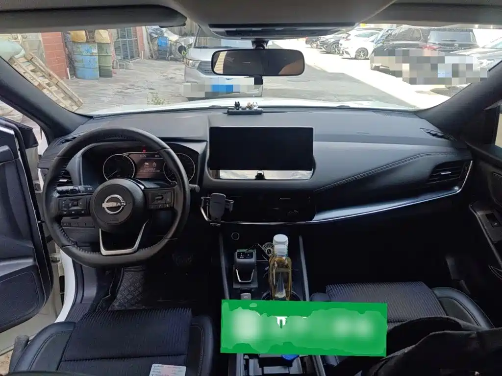 Nissan Qashqai — миниатюра 5