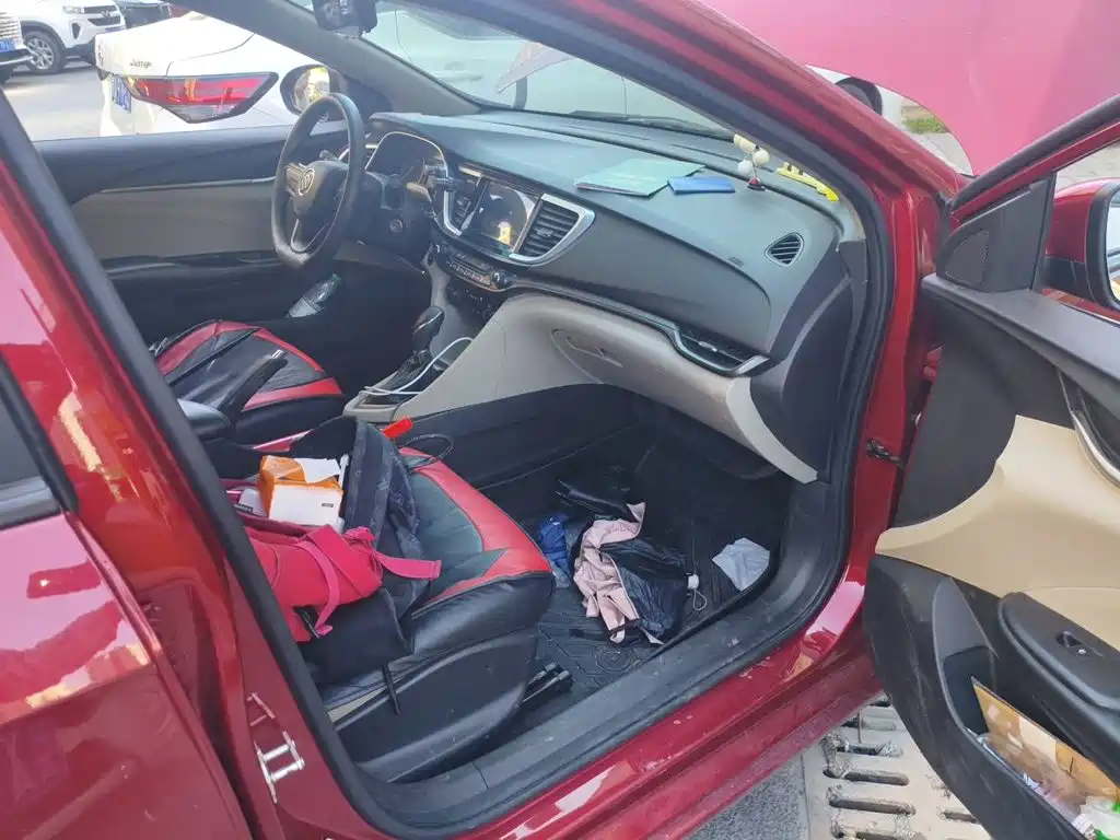 Buick Excelle — миниатюра 19