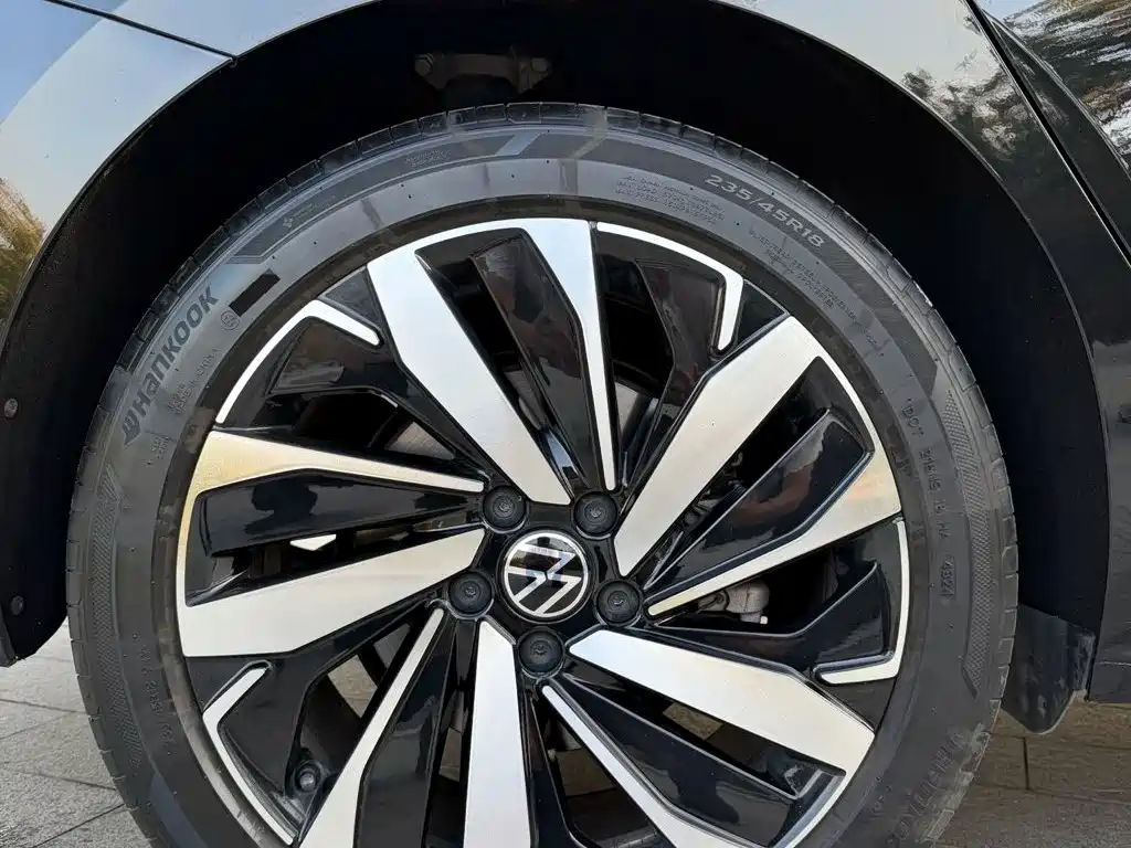 Volkswagen Passat — миниатюра 8