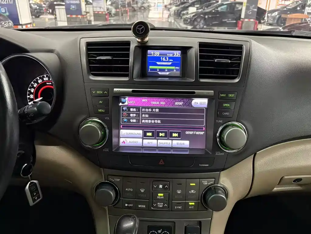 Toyota Highlander — миниатюра 12