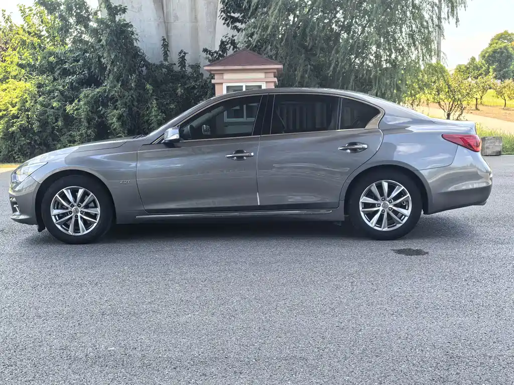 Infiniti Q50L — миниатюра 3