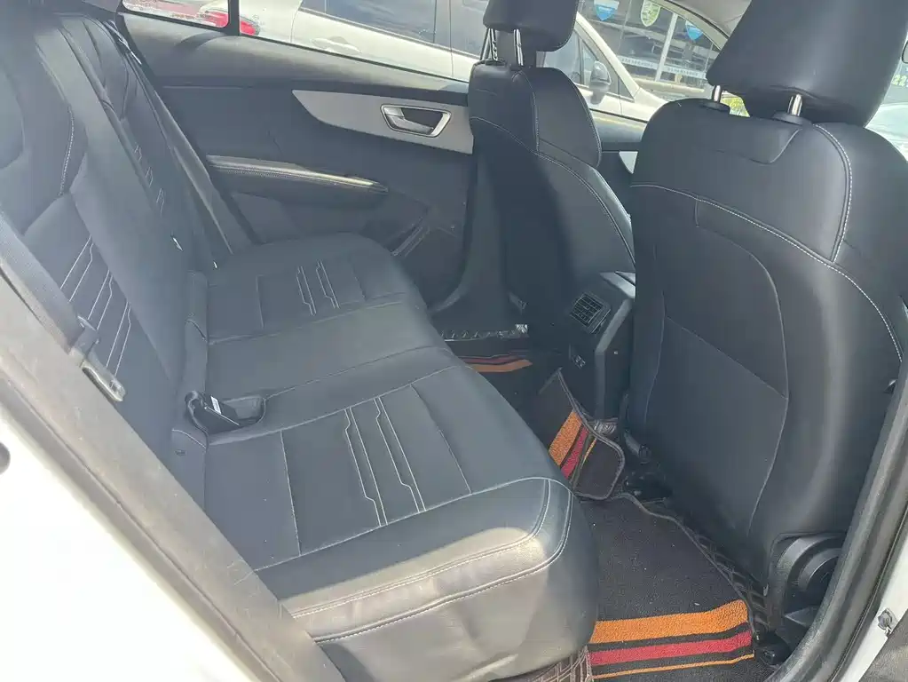 BYD Qin NEV — миниатюра 13