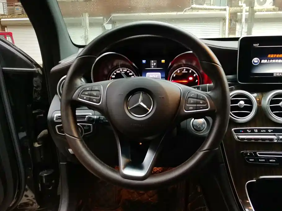 Mercedes-Benz GLC — миниатюра 15
