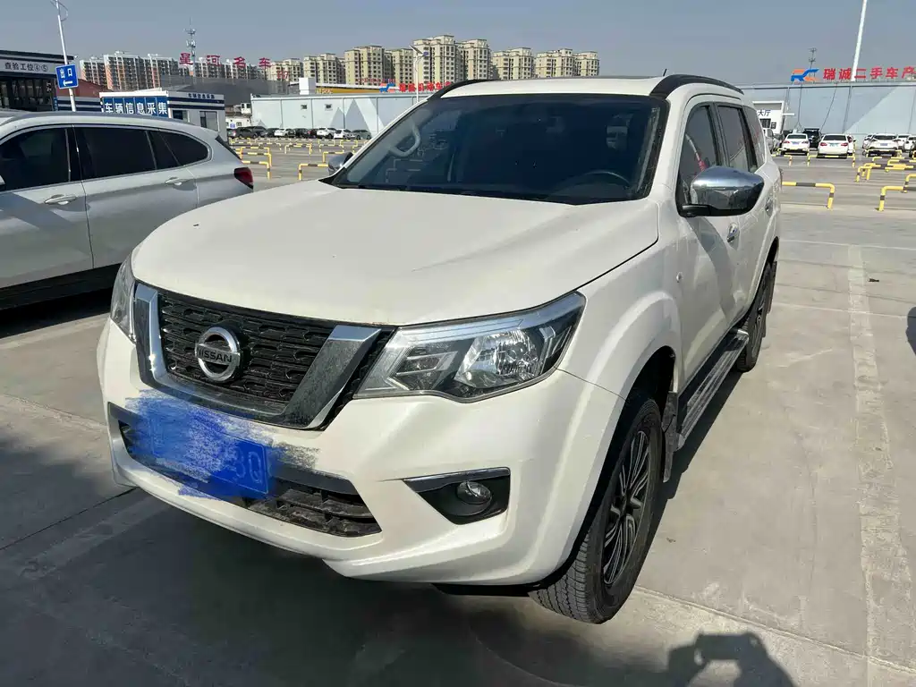 Nissan Terra 2022