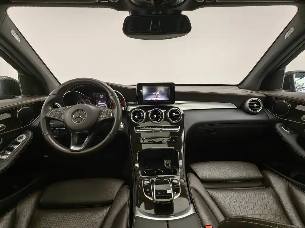 Mercedes-Benz GLC — миниатюра 5