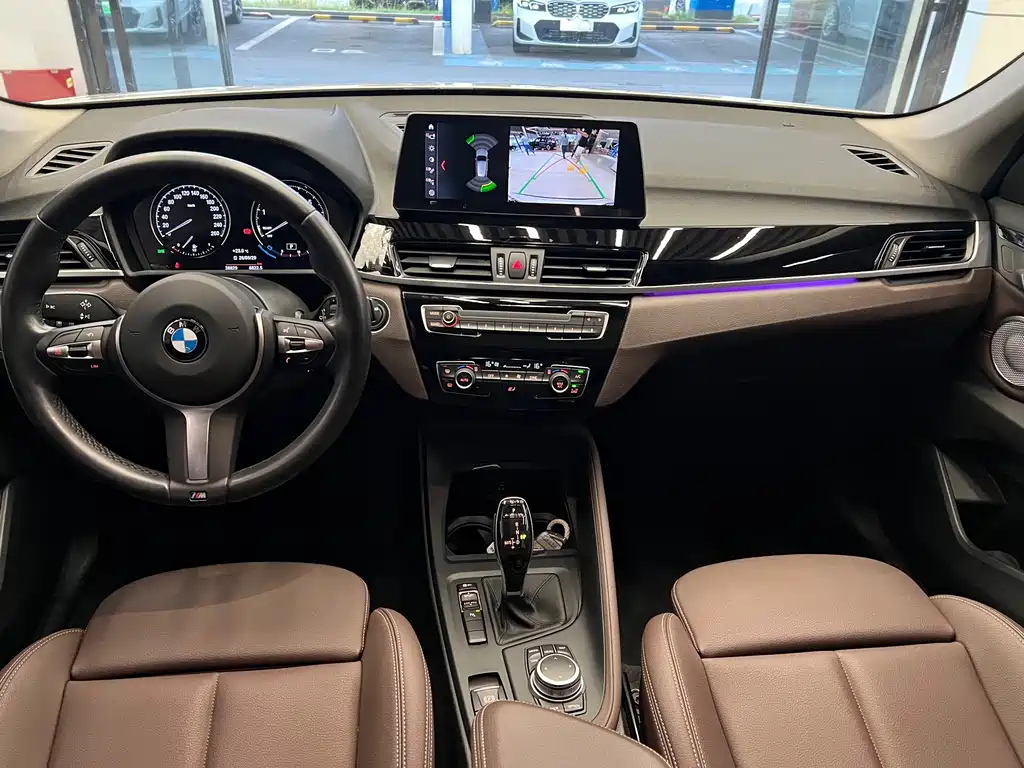 BMW X1 — миниатюра 10