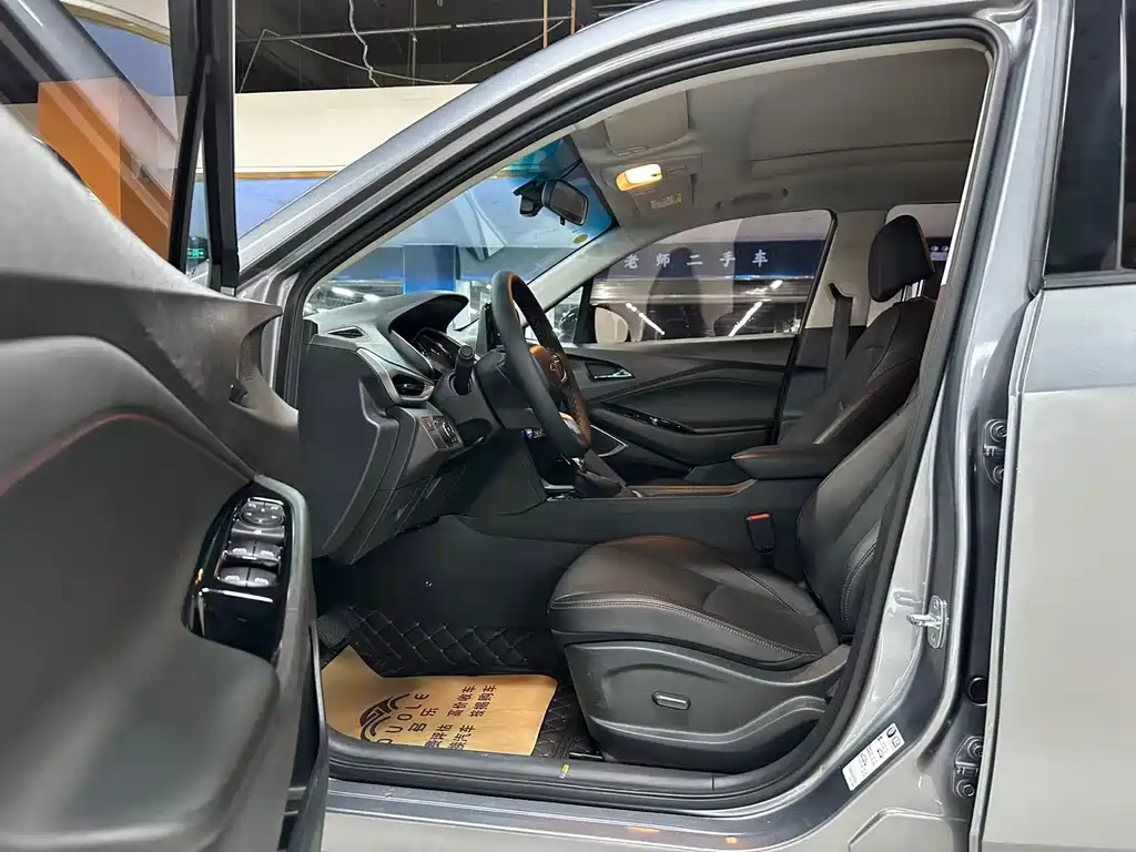 Chevrolet Volando — миниатюра 5