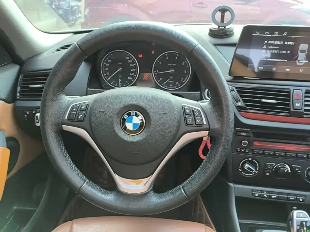 BMW X1 — миниатюра 11
