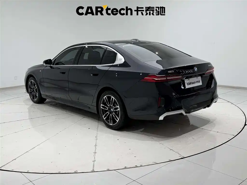 BMW 5 Series 5 2025 525Li M Sport