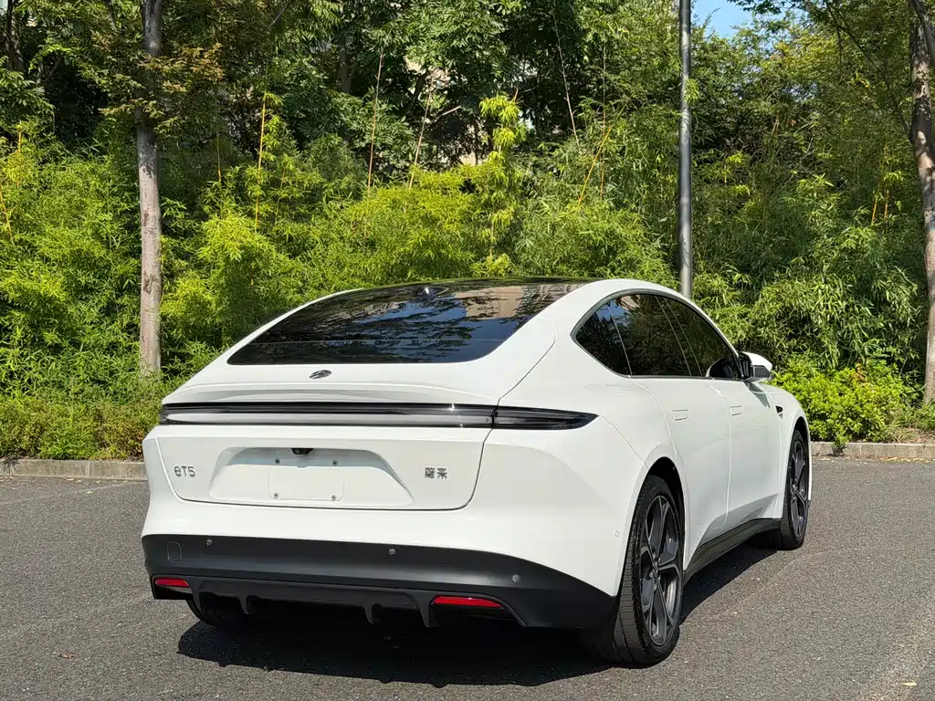 NIO ET5 — миниатюра 19