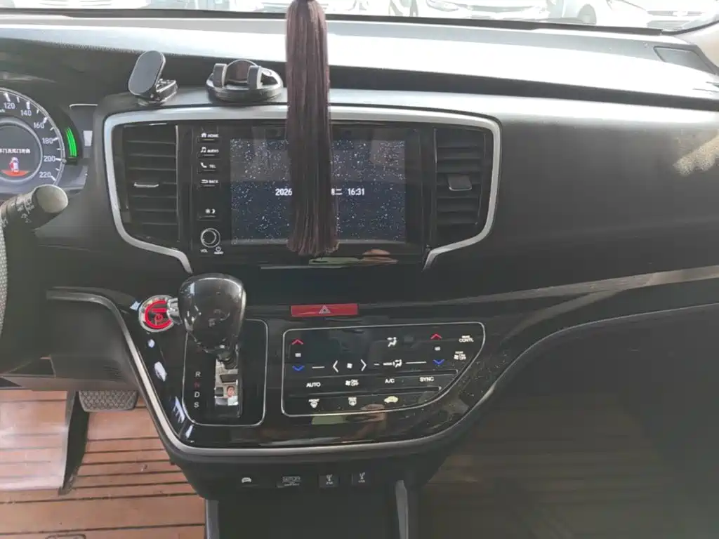 Honda Odyssey — миниатюра 13