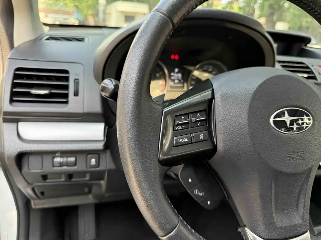 Subaru XV 2012 2.0i Luxury