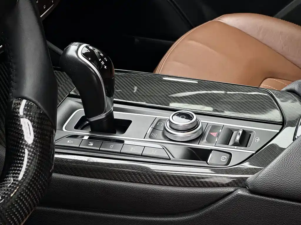 Maserati Levante — миниатюра 12