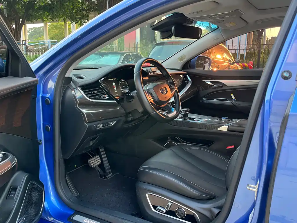 Geely Borui Hybrid — миниатюра 9