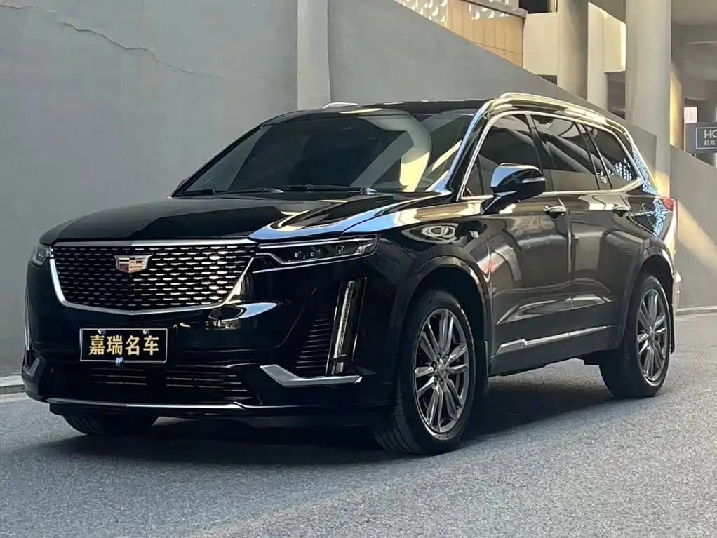 Cadillac XT6