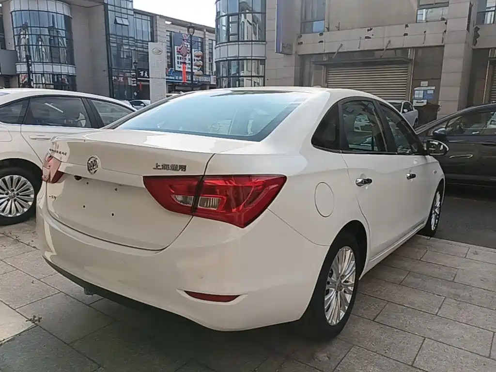 Buick Excelle — миниатюра 7