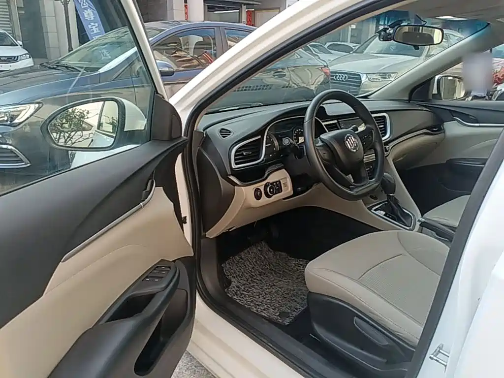 Buick Excelle — миниатюра 16