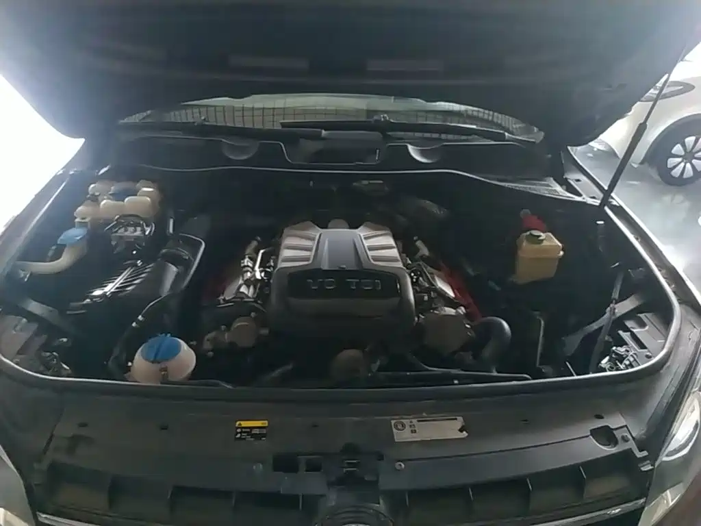 Volkswagen Touareg — миниатюра 20