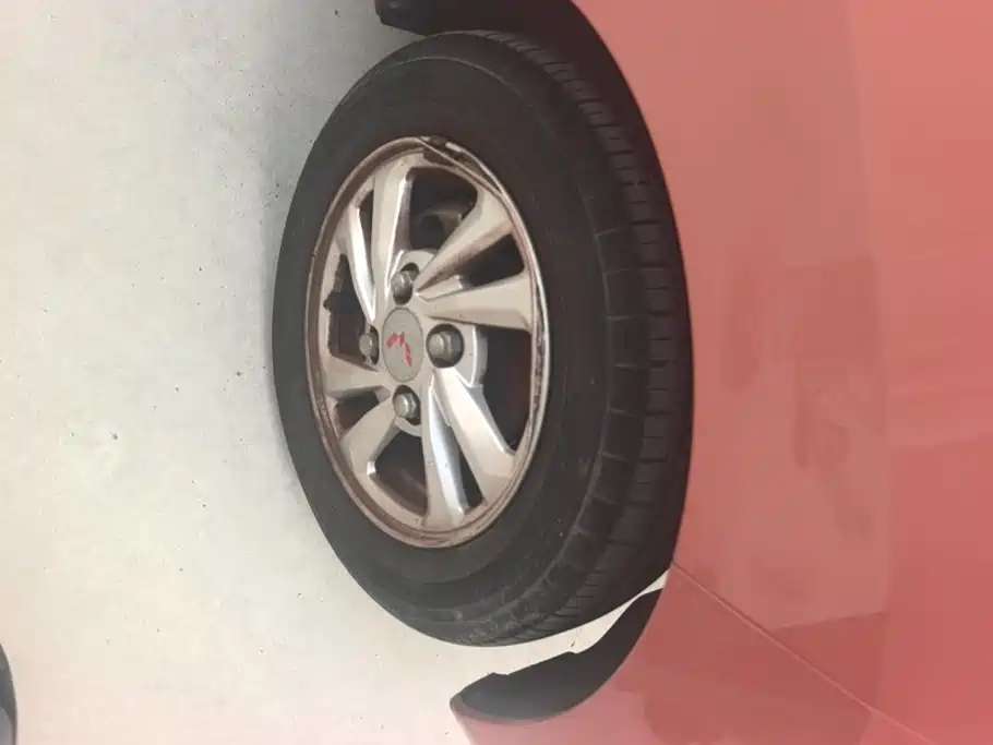 Wuling MINIEV — миниатюра 6