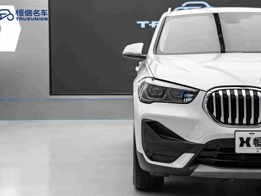 BMW X1 — миниатюра 8