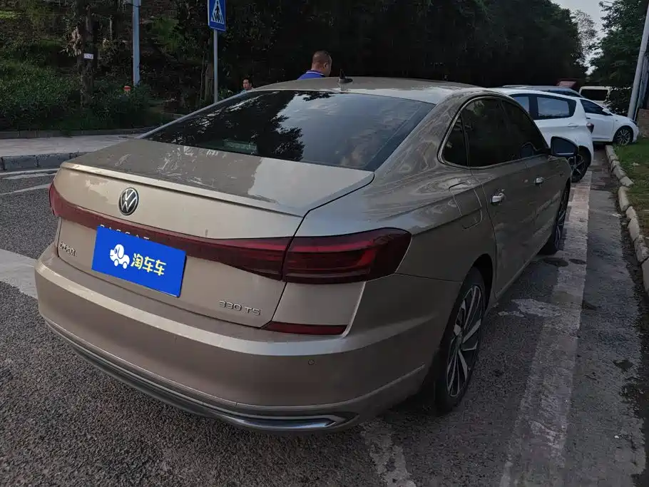 Volkswagen Passat — миниатюра 3