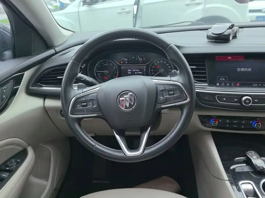 Buick Regal — миниатюра 11