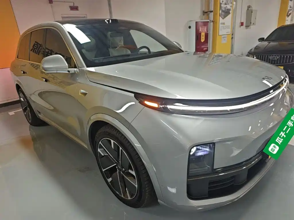 Li Auto Li L8 — миниатюра 4