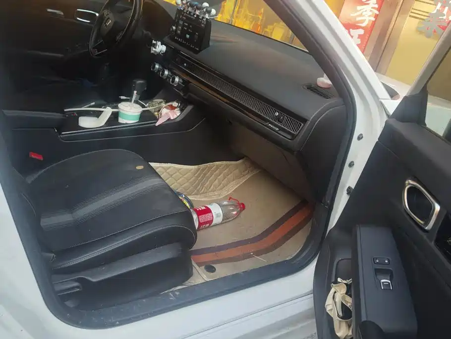 Honda Civic — миниатюра 8
