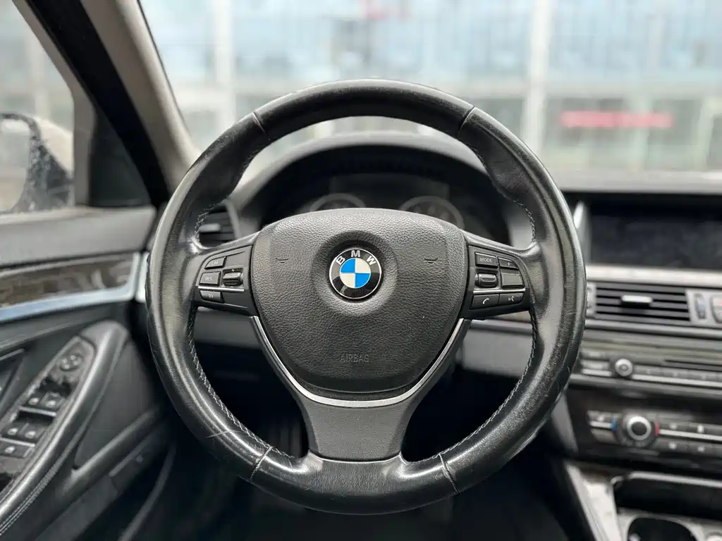 BMW 5 Series — фотографии объявления, Фото 19