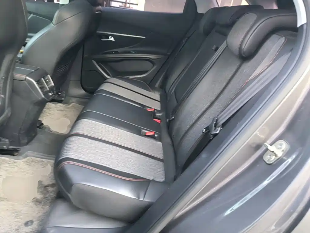 Peugeot 4008 — миниатюра 17