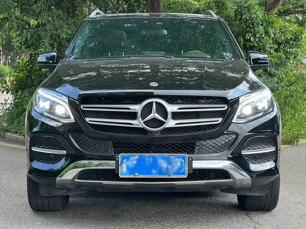 Mercedes-Benz GLE (Import) — миниатюра 2