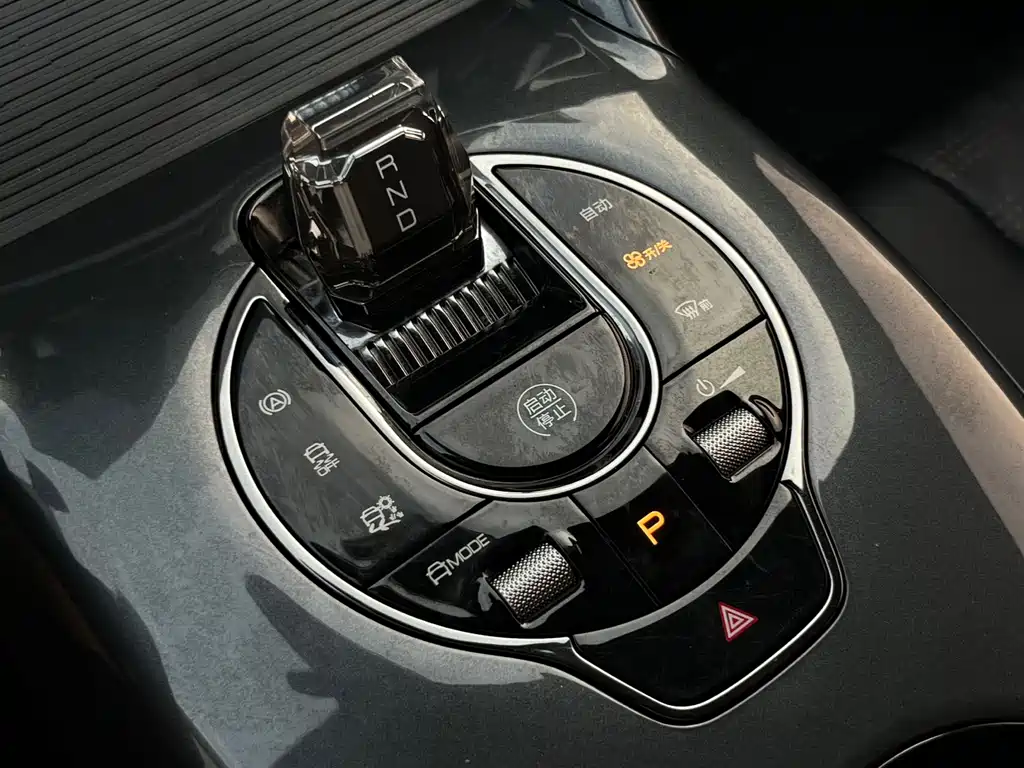 BYD e2 — миниатюра 15