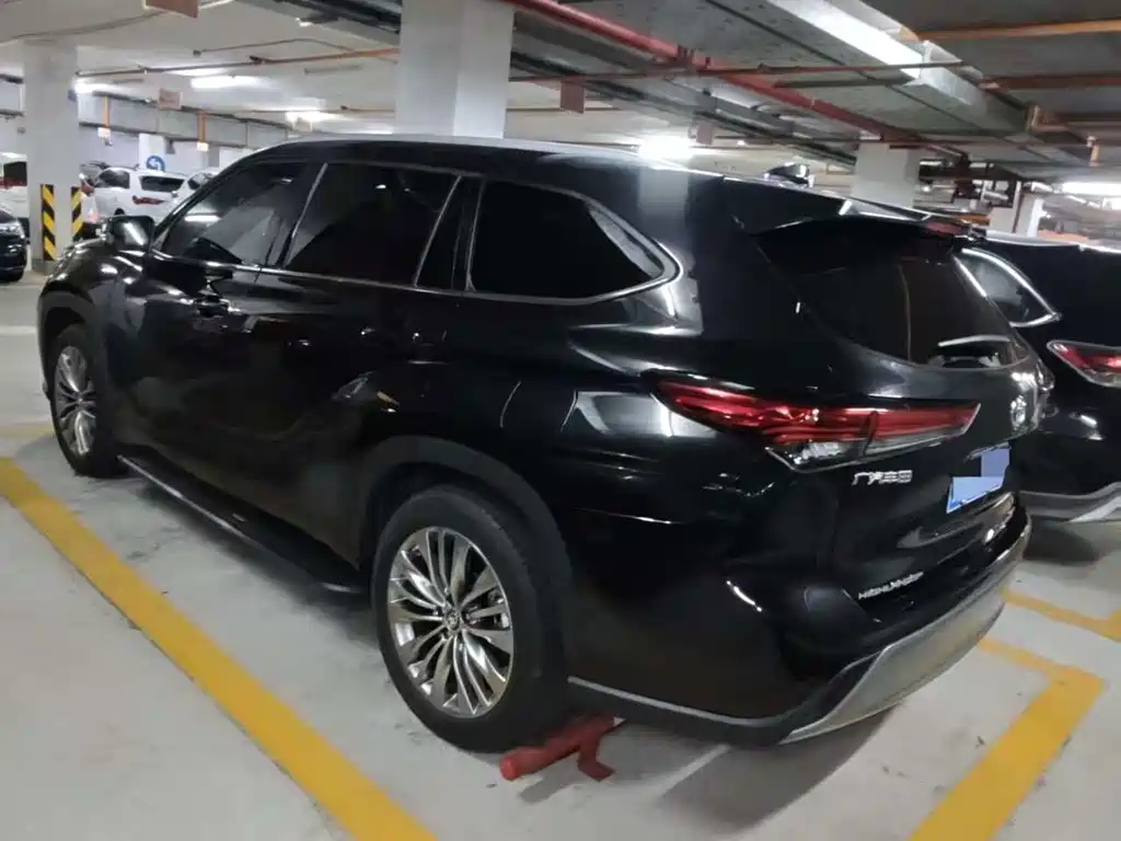 Toyota Highlander — миниатюра 4
