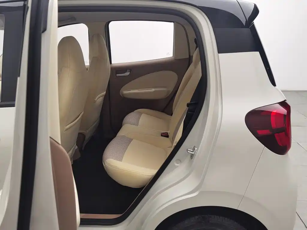 Wuling MINIEV — миниатюра 15