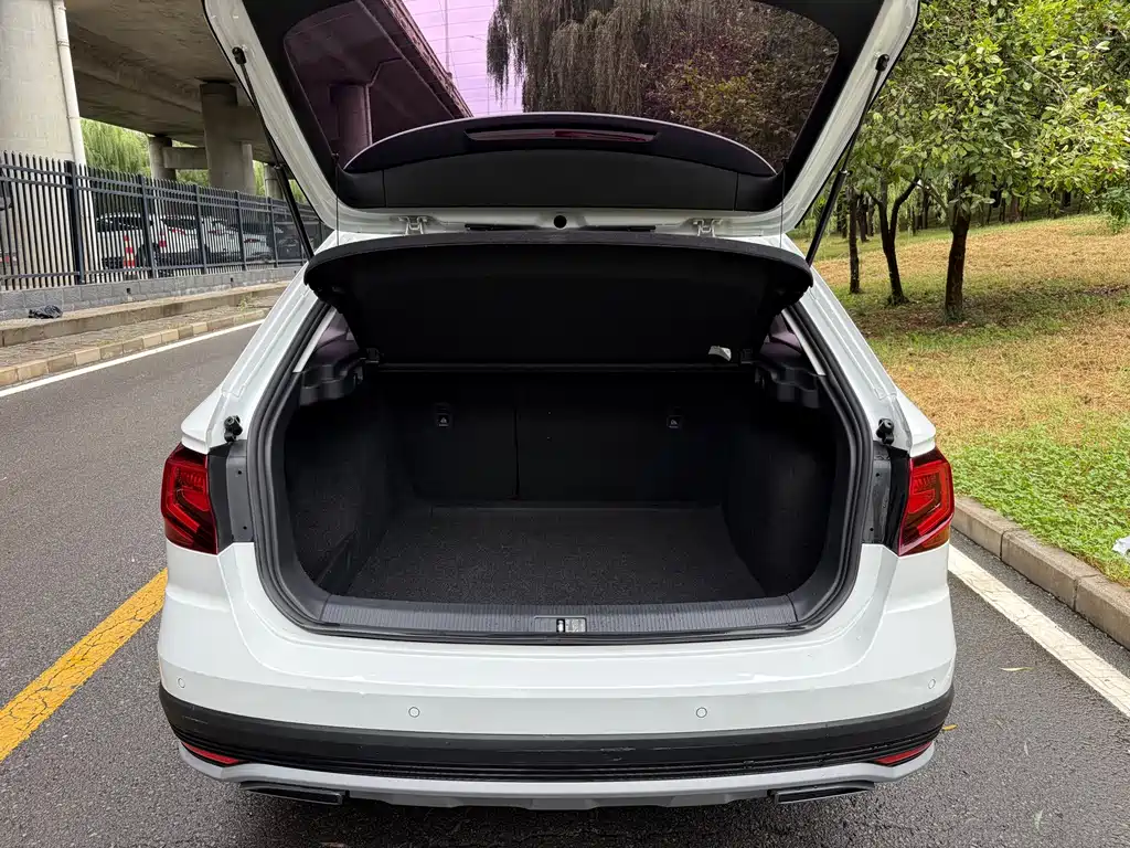 Volkswagen C-Trek — миниатюра 20