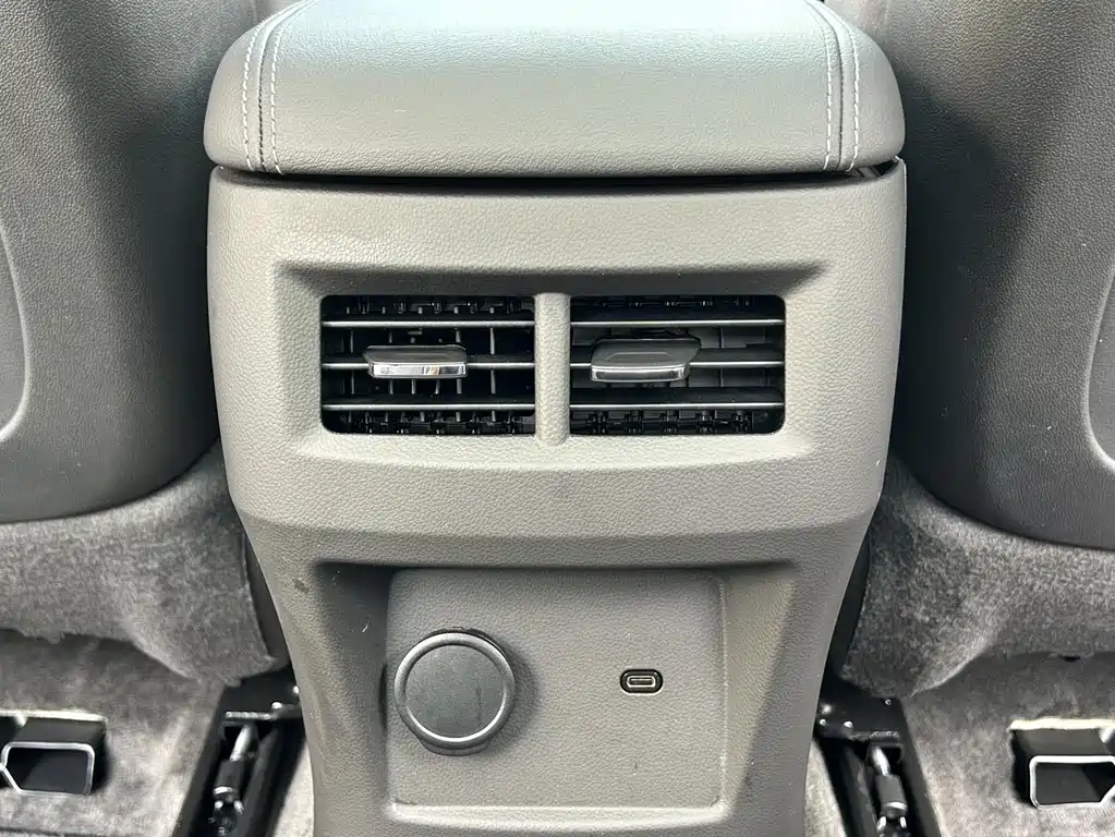 Cadillac CT5 — миниатюра 13