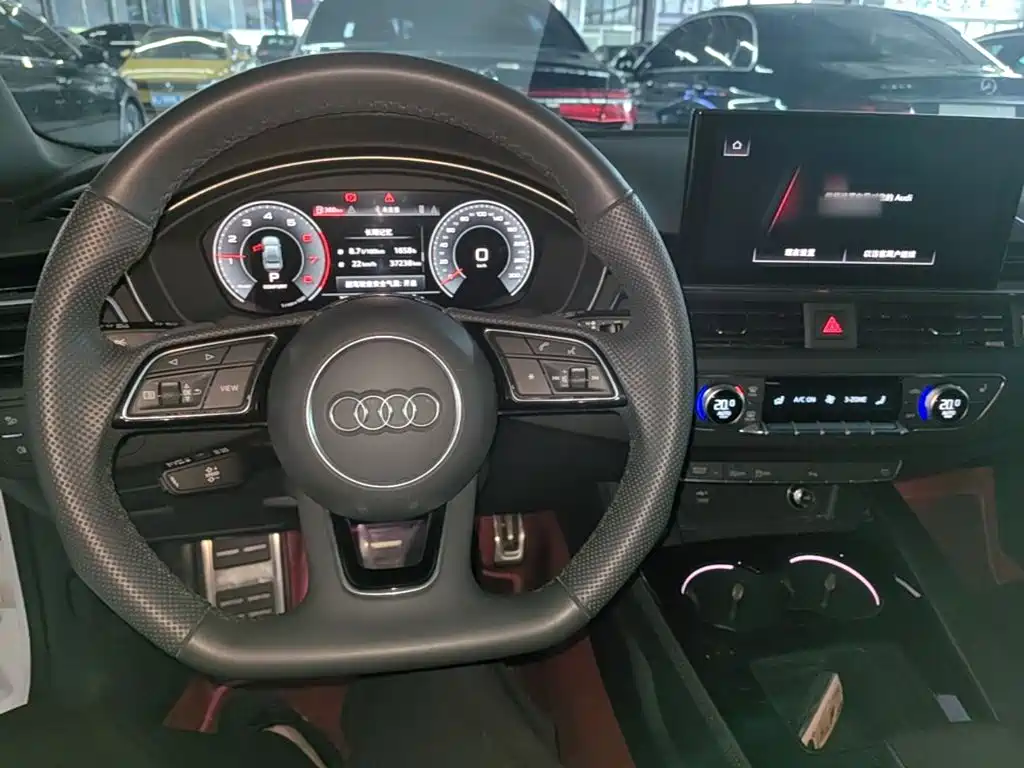 Audi A4L — миниатюра 10